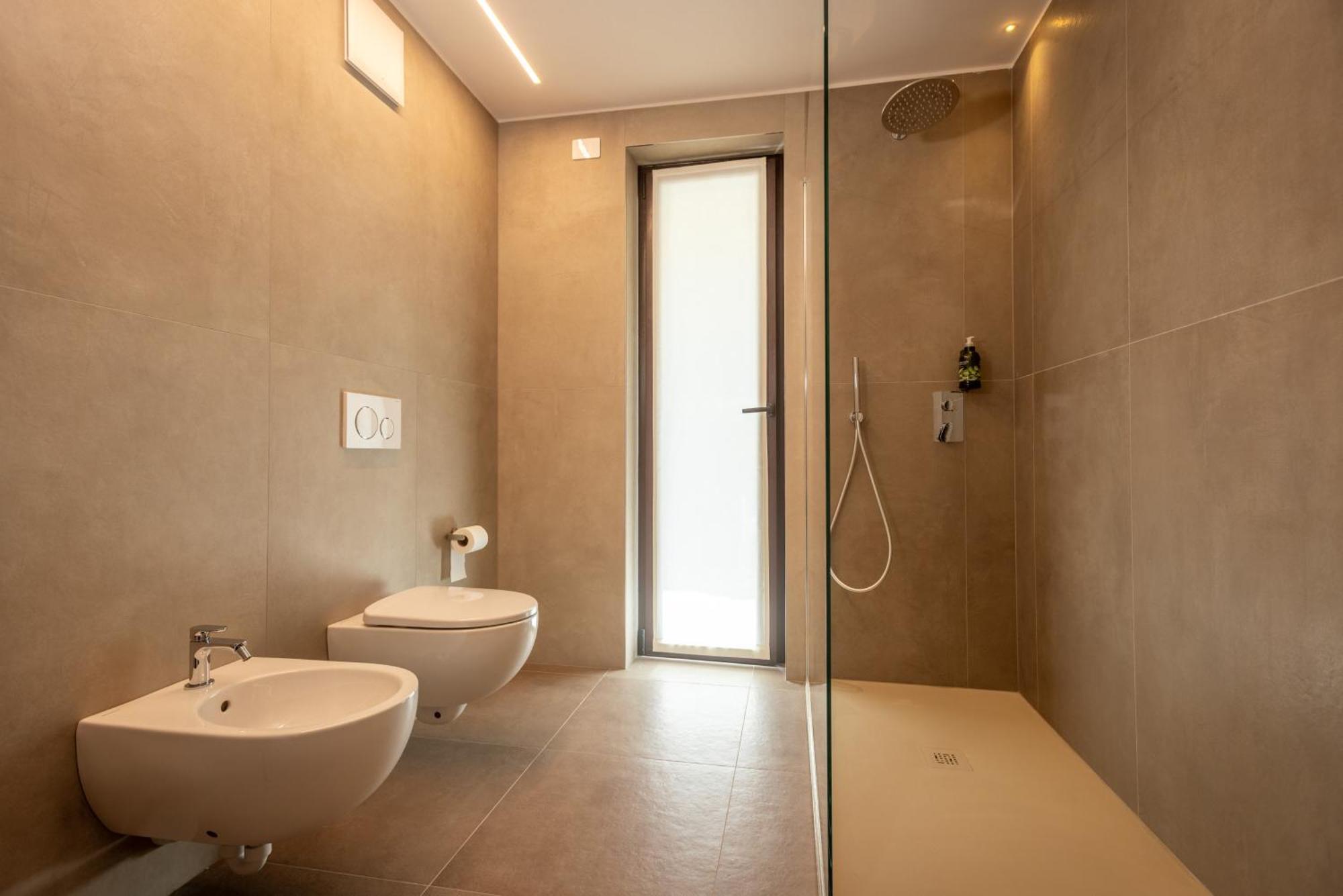 Paradise Aparthotel 3*