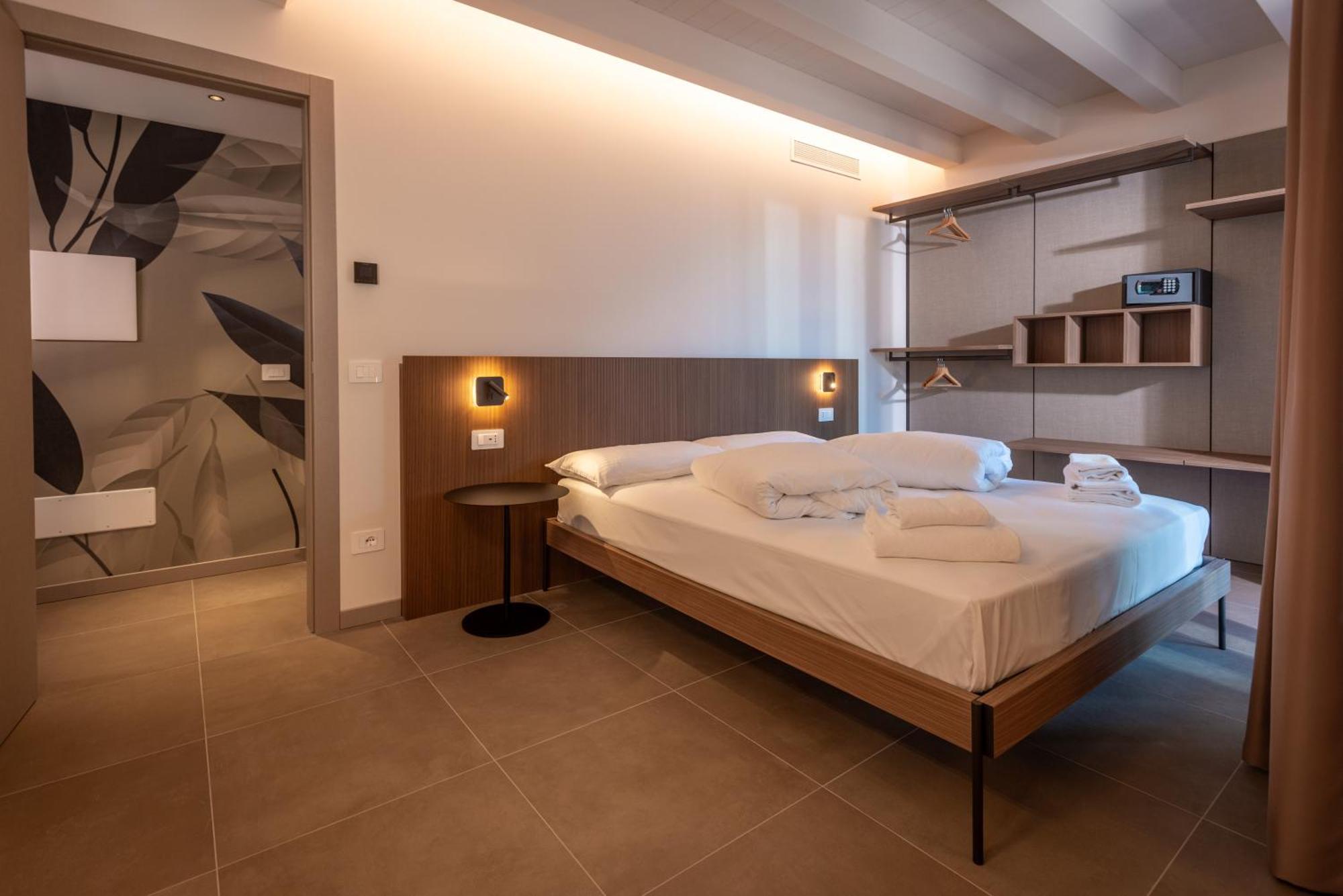 Paradise 3* Riva del Garda